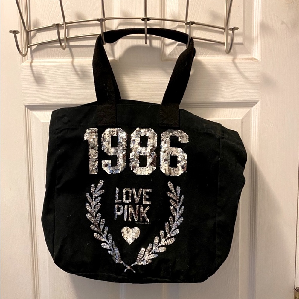 🆕 Victoria Secret Pink sequin tote